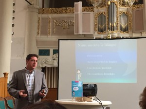 Conférence sur l'éducation bilingue du Docteur Franck Scola à Amsterdam