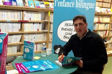 videobil Un livre sur l'enfance bilingue écrit par un médecin